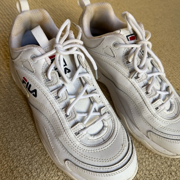 Fila Dissaray Sneakers size W9 - Picture 5 of 7